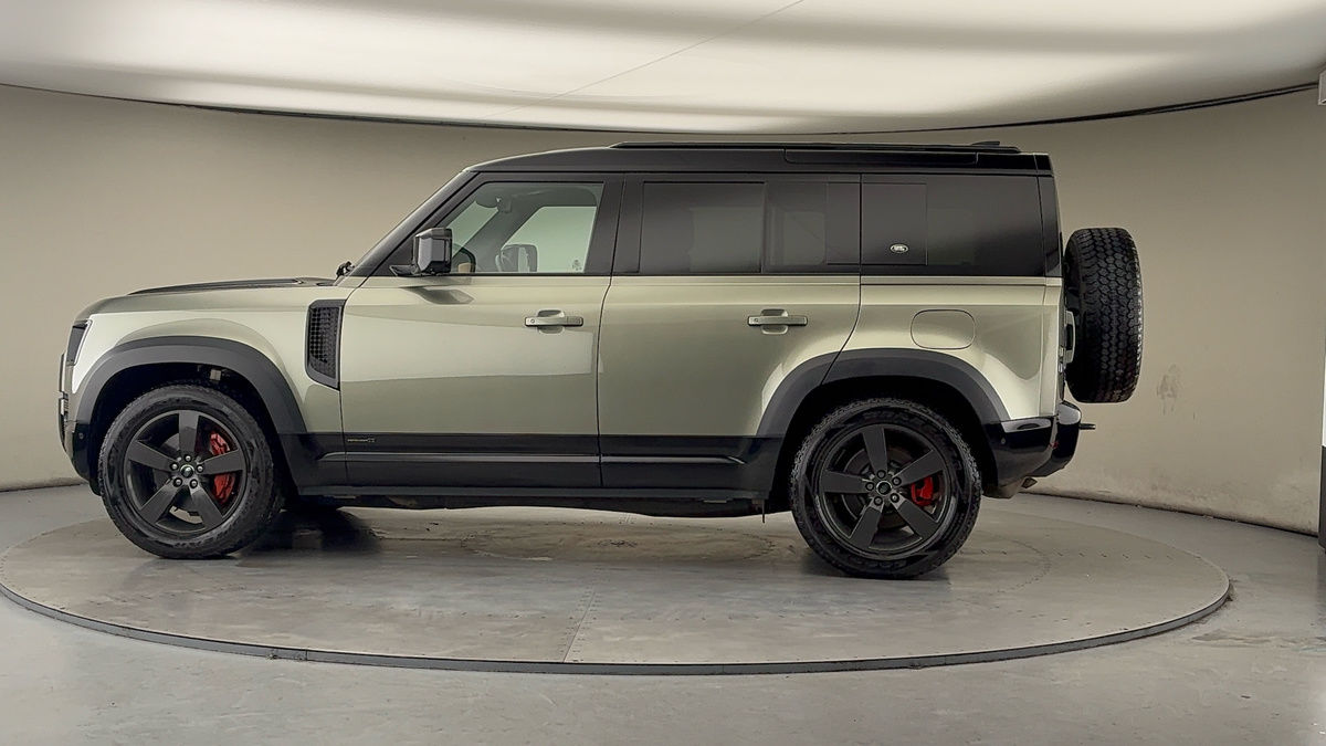 Used Land Rover Defender 2023 for sale - 77694012: Photo 27