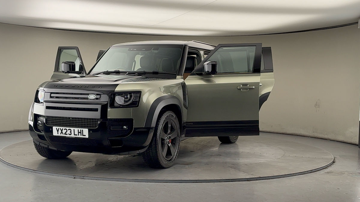 Used Land Rover Defender 2023 for sale - 77694012: Photo 50