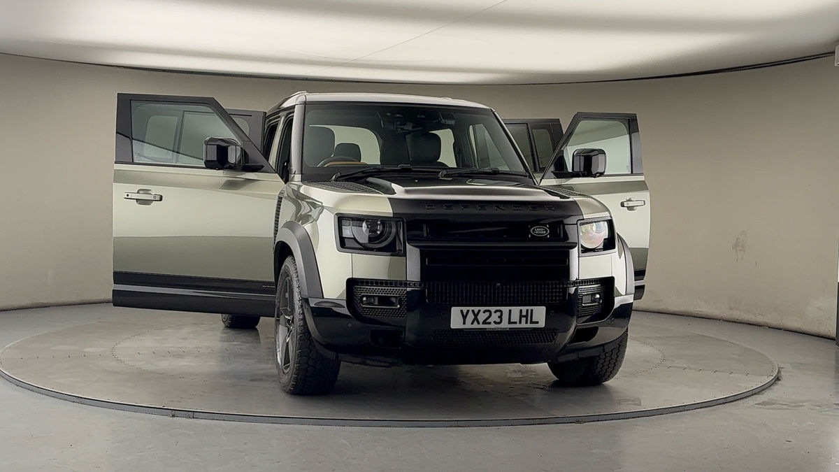 Used Land Rover Defender 2023 for sale - 77694012: Photo 52