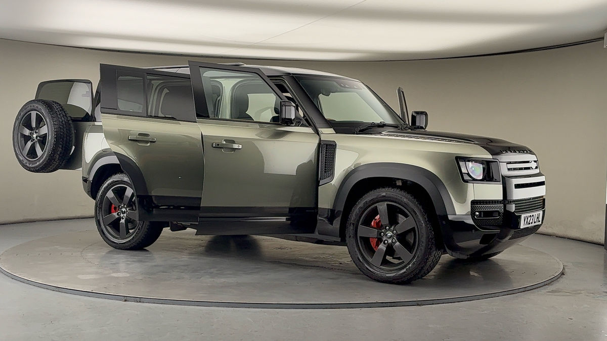 Used Land Rover Defender 2023 for sale - 77694012: Photo 54