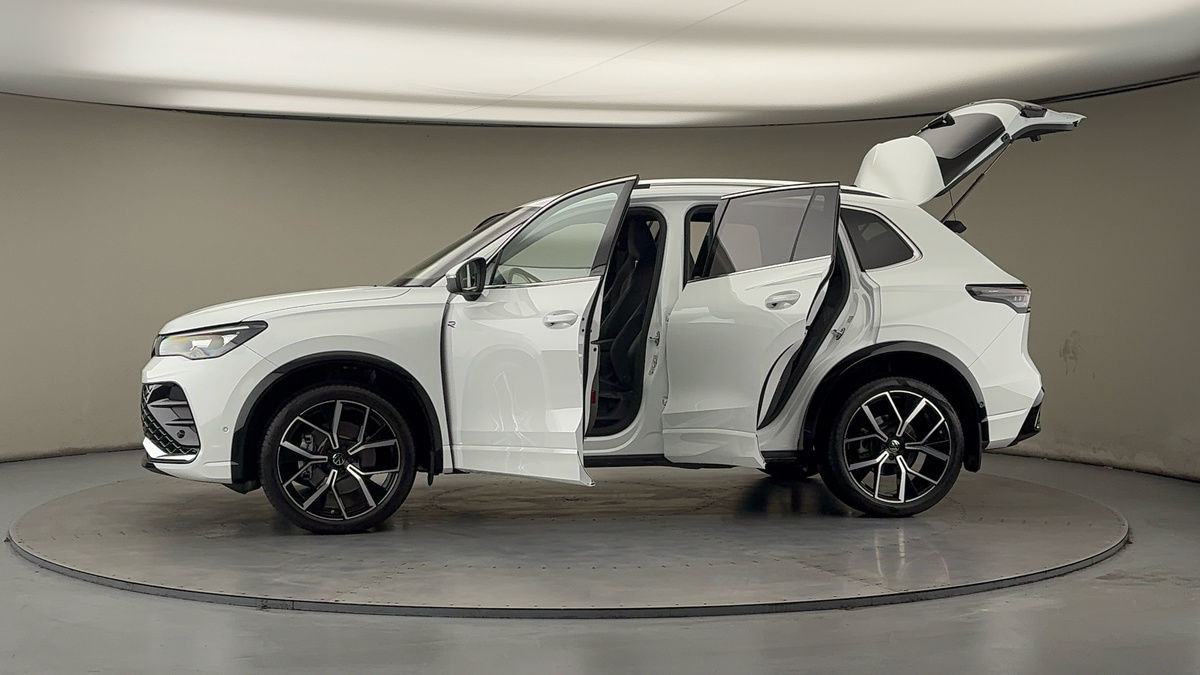 Used Volkswagen Tiguan 2025 for sale - 77508232: Photo 48