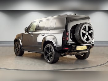 Used Land Rover Defender 2023 for sale - 78750067: Photo
