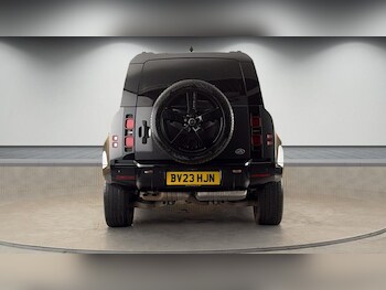 Used Land Rover Defender 2023 for sale - 78750067: Photo