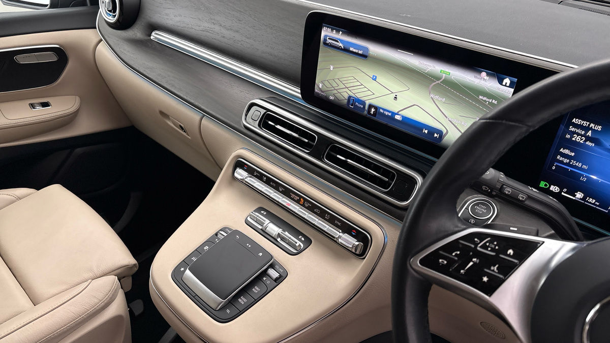 Used Mercedes-Benz V-Class 2024 for sale - 78213272: Photo 18