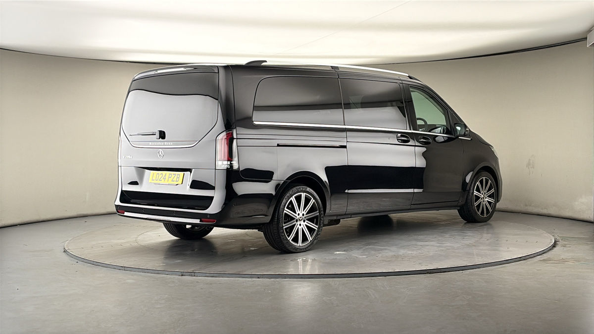 Used Mercedes-Benz V-Class 2024 for sale - 78213272: Photo 21