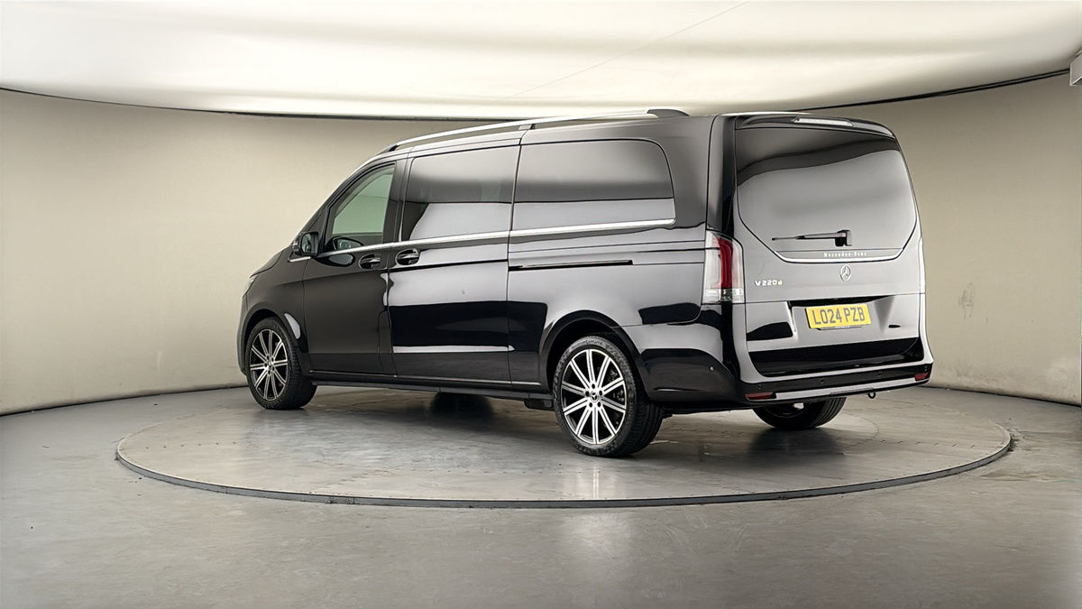 Used Mercedes-Benz V-Class 2024 for sale - 78213272: Photo 25