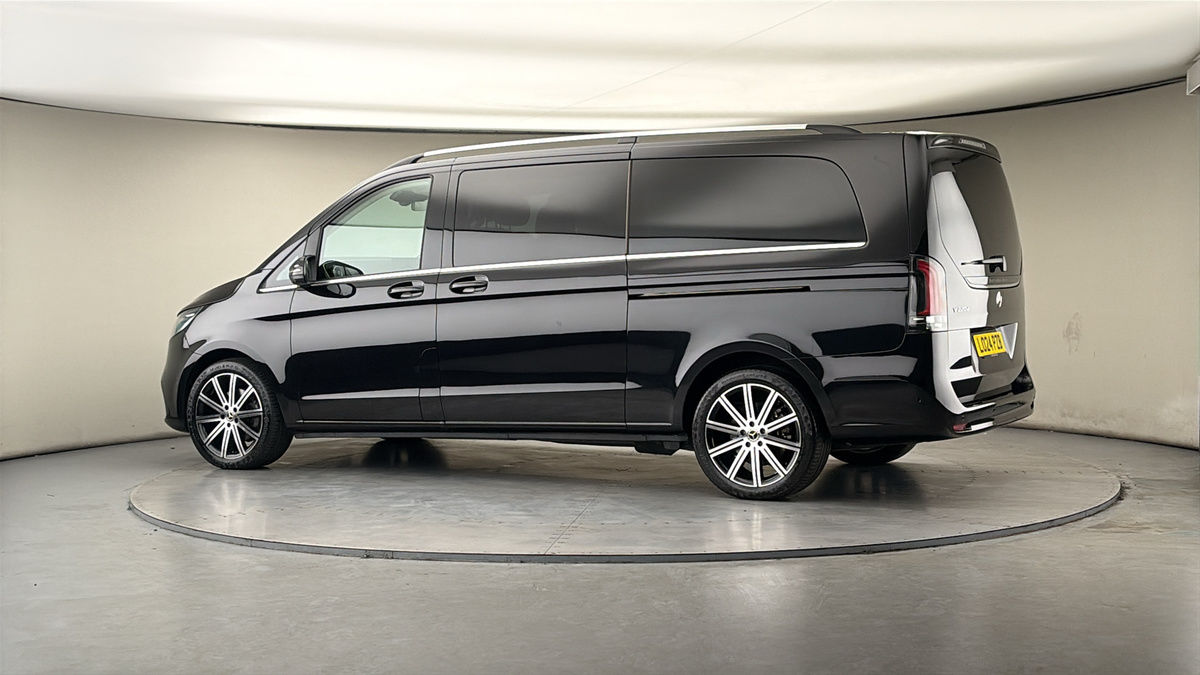 Used Mercedes-Benz V-Class 2024 for sale - 78213272: Photo 26