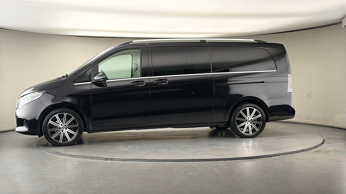 Used Mercedes-Benz V-Class 2024 for sale - 78213272: Photo 28