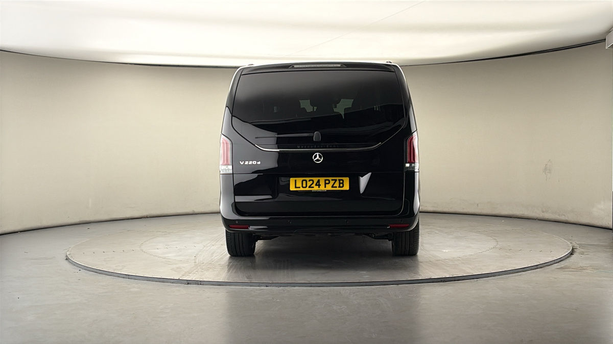 Used Mercedes-Benz V-Class 2024 for sale - 78213272: Photo 4