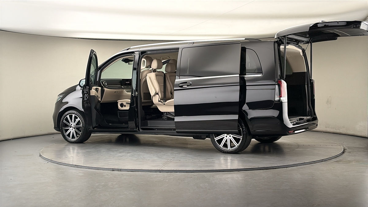 Used Mercedes-Benz V-Class 2024 for sale - 78213272: Photo 45