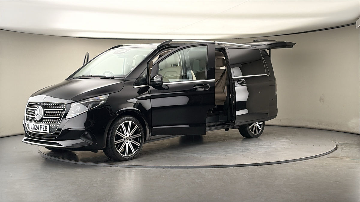 Used Mercedes-Benz V-Class 2024 for sale - 78213272: Photo 49