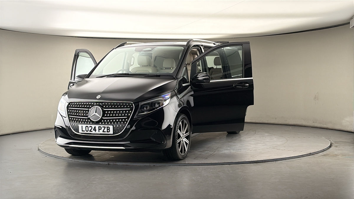 Used Mercedes-Benz V-Class 2024 for sale - 78213272: Photo 50