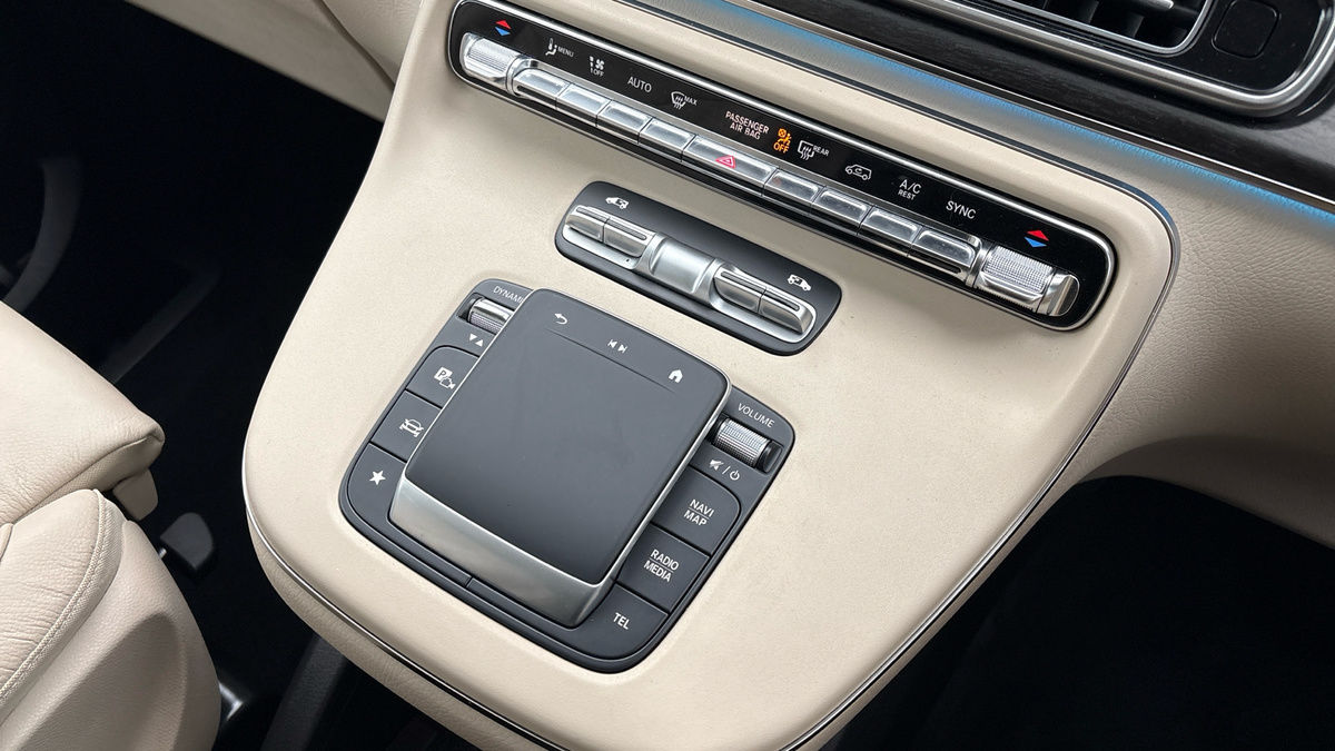 Used Mercedes-Benz V-Class 2024 for sale - 78213272: Photo 6