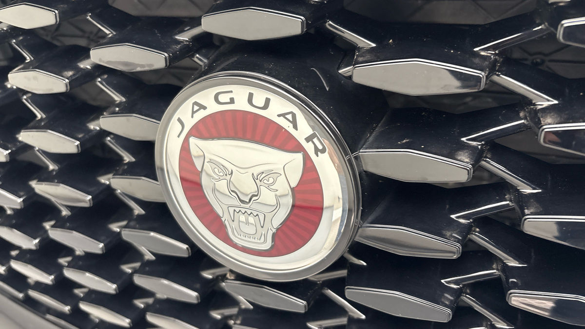 Used Jaguar F-Pace 2023 for sale - 77880812: Photo 24