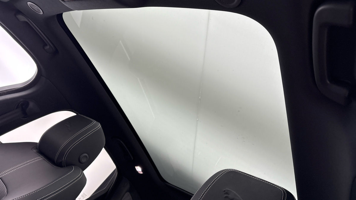 Used Jaguar F-Pace 2023 for sale - 77880812: Photo 6