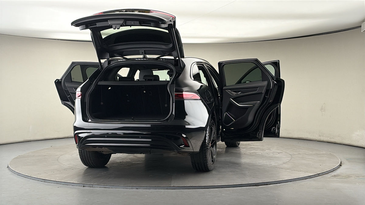 Used Jaguar F-Pace 2023 for sale - 77880812: Photo 60
