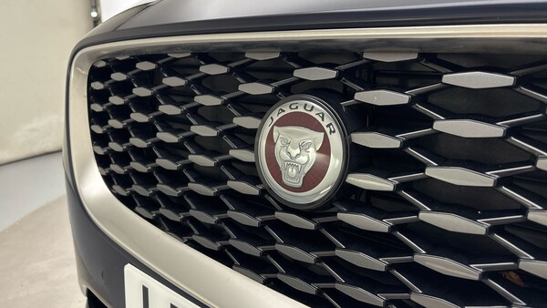 Used Jaguar E-Pace 2022 for sale - 75937800: Photo 24