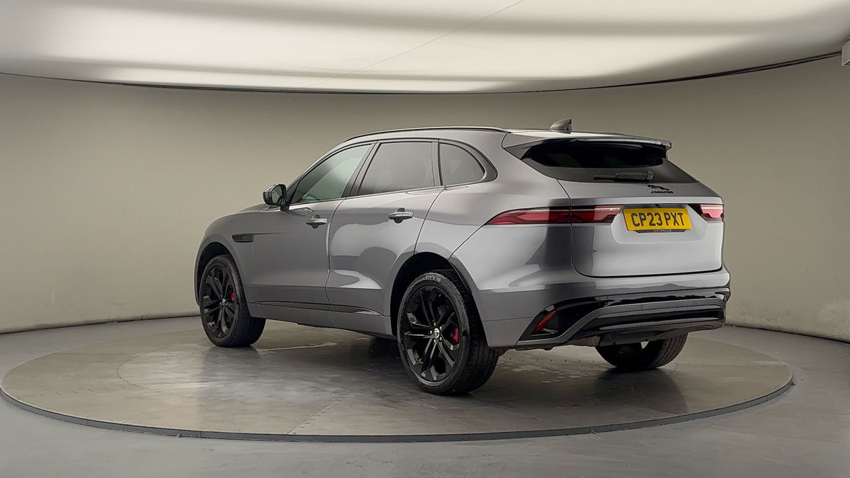 Used Jaguar F-Pace 2023 for sale - 76334534: Photo 2