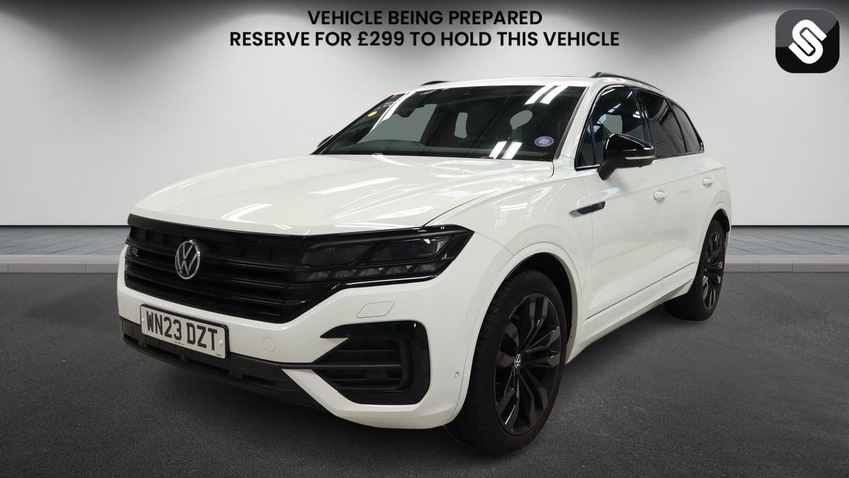 Used Volkswagen Touareg 2023 for sale - 77953690: Photo 2