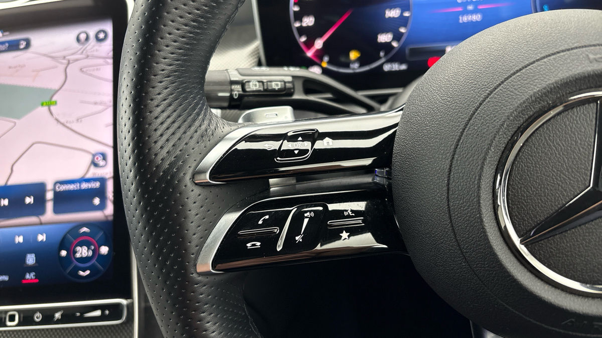 Used Mercedes-Benz GLC 2022 for sale - 77548001: Photo 13