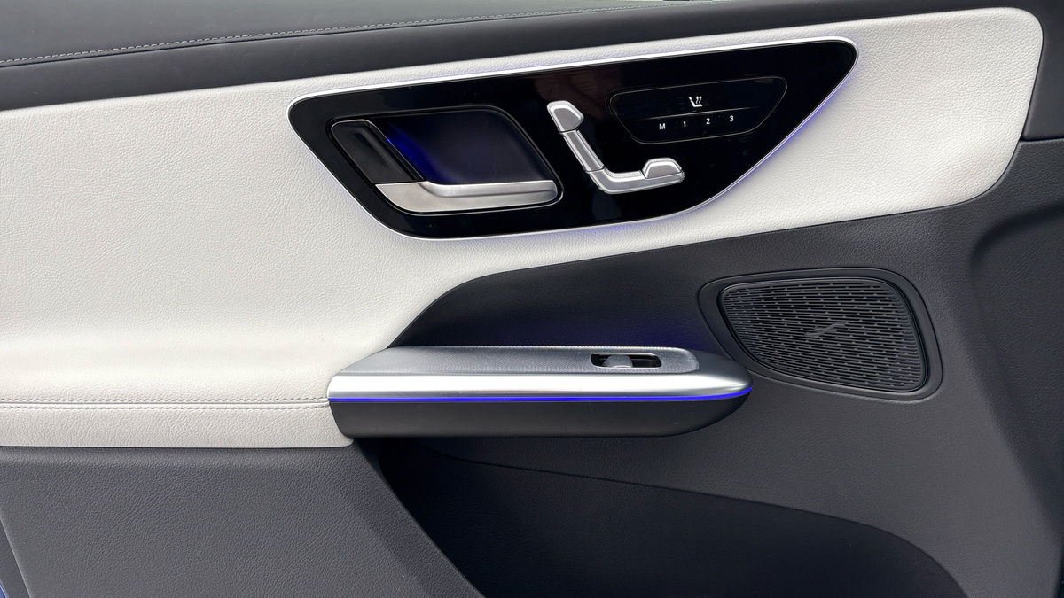 Used Mercedes-Benz GLC 2022 for sale - 77548001: Photo 19