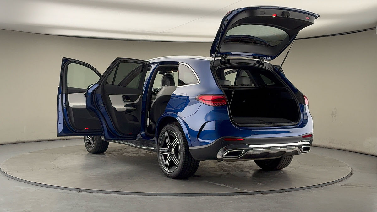 Used Mercedes-Benz GLC 2022 for sale - 77548001: Photo 23