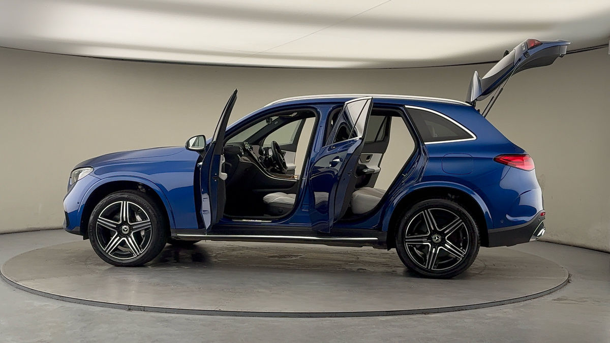 Used Mercedes-Benz GLC 2022 for sale - 77548001: Photo 47