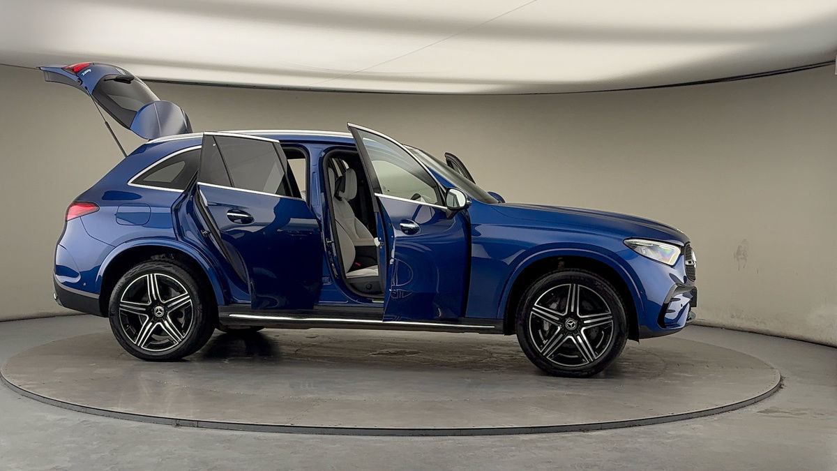 Used Mercedes-Benz GLC 2022 for sale - 77548001: Photo 56