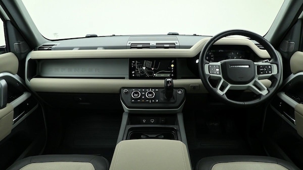 Used Land Rover Defender 110 2023 for sale - 74542637: Photo 14