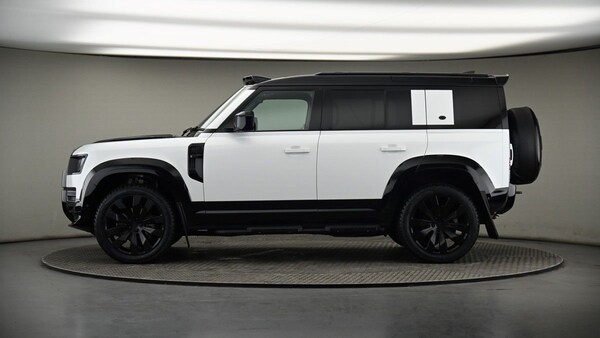 Used Land Rover Defender 110 2023 for sale - 74542637: Photo 19