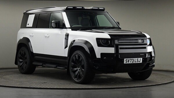 Used Land Rover Defender 110 2023 for sale - 74542637: Photo 1