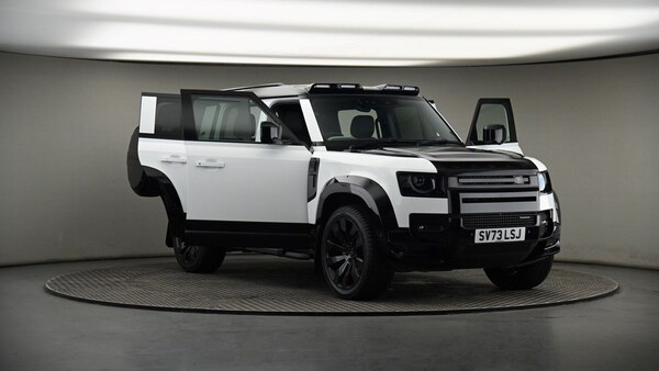 Used Land Rover Defender 110 2023 for sale - 74542637: Photo 45