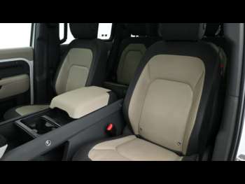Used Land Rover Defender 110 2023 for sale - 74542637: Photo