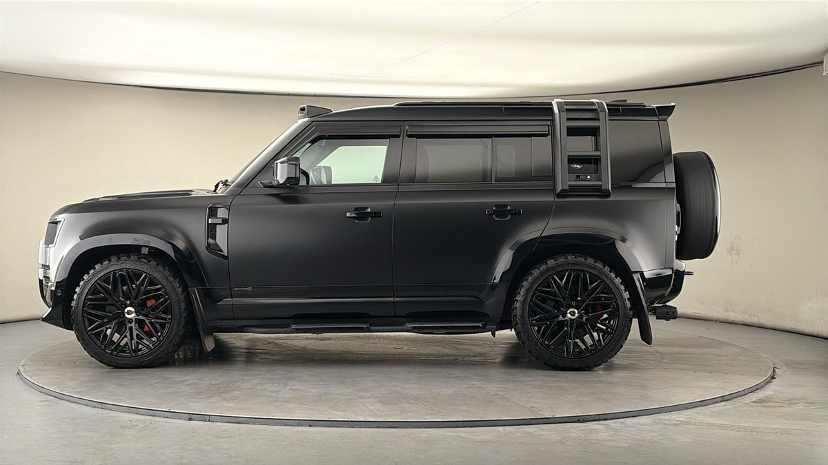 Used Land Rover Defender 110 2021 for sale - 77937589: Photo 15