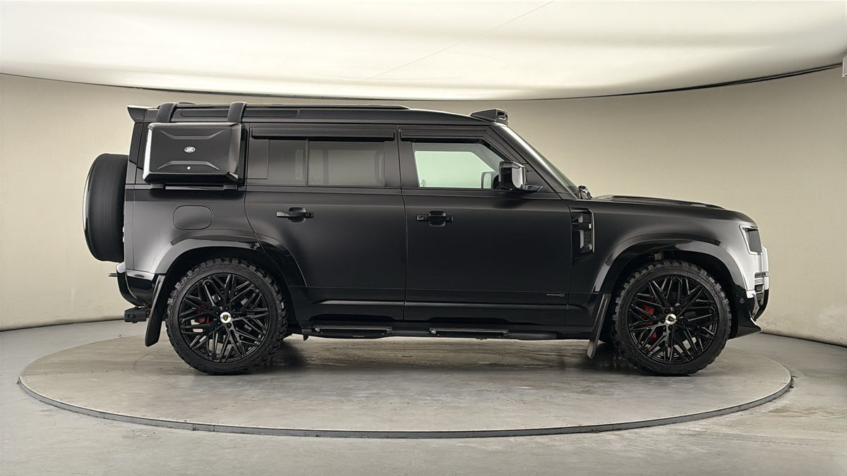 Used Land Rover Defender 110 2021 for sale - 77937589: Photo 16