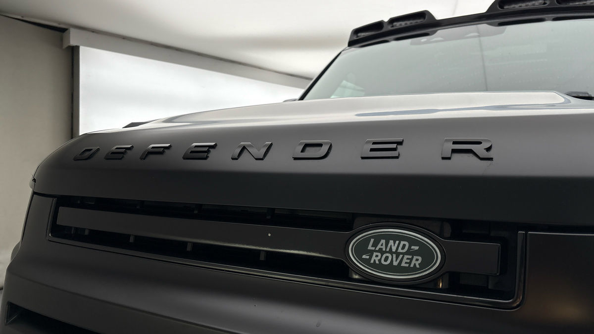 Used Land Rover Defender 110 2021 for sale - 77937589: Photo 24