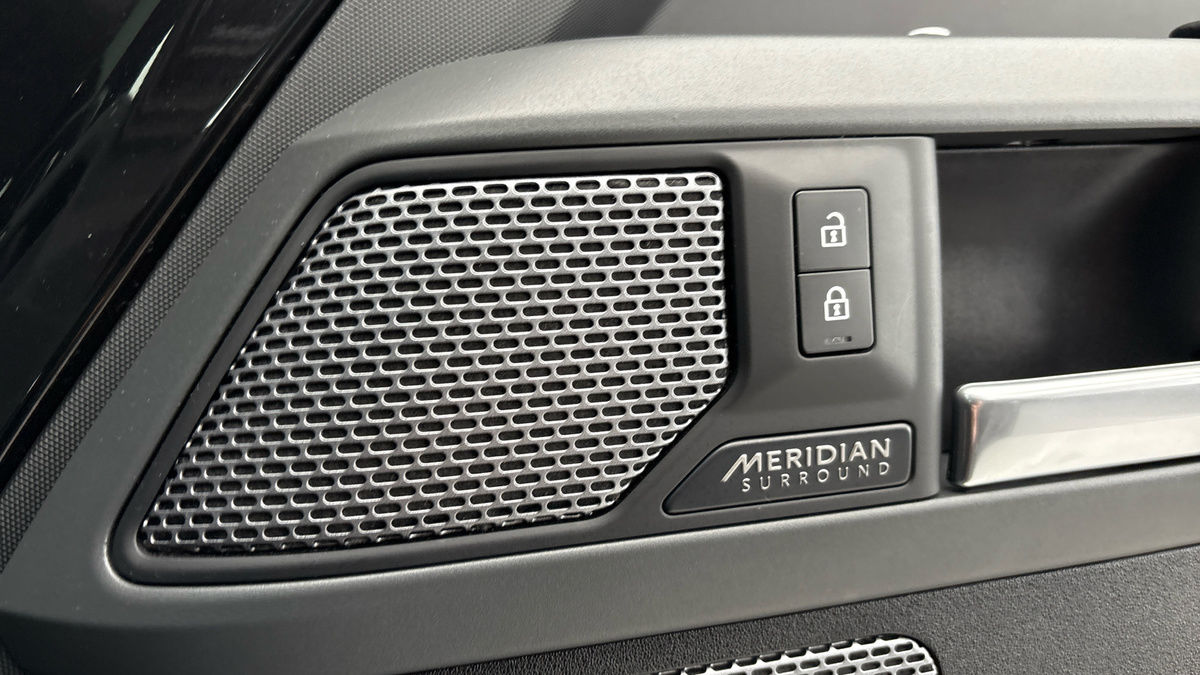 Used Land Rover Defender 110 2021 for sale - 77937589: Photo 25