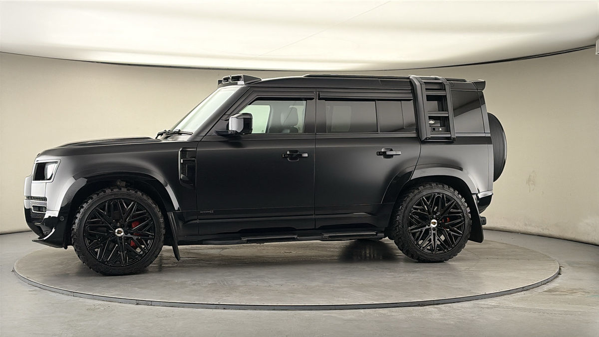 Used Land Rover Defender 110 2021 for sale - 77937589: Photo 33