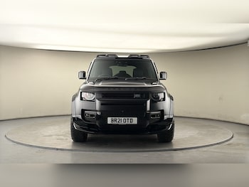 Used Land Rover Defender 110 2021 for sale - 77937589: Photo