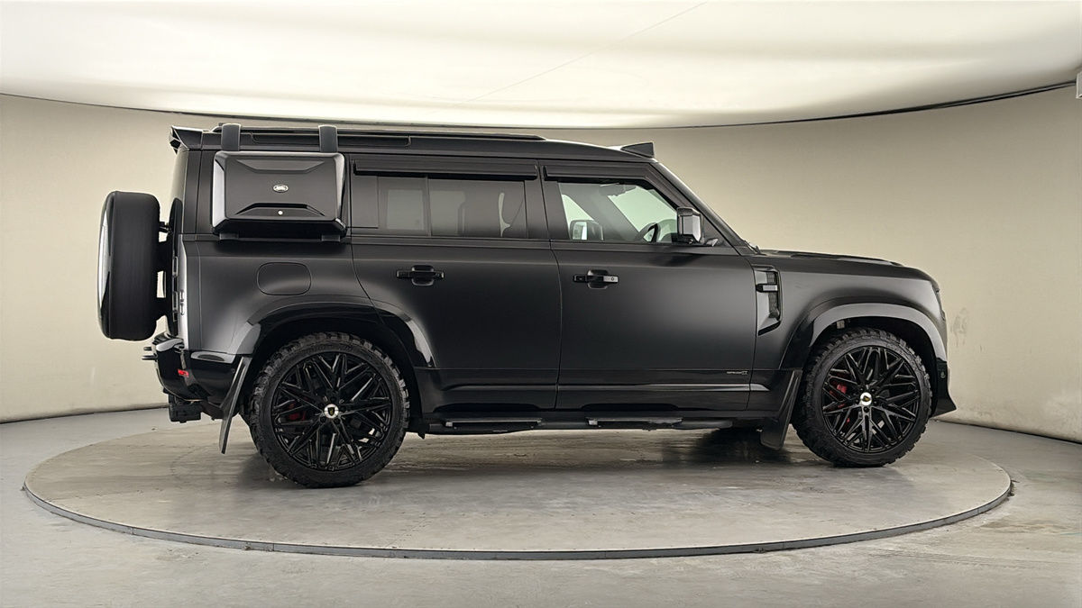 Used Land Rover Defender 110 2021 for sale - 77937589: Photo 42