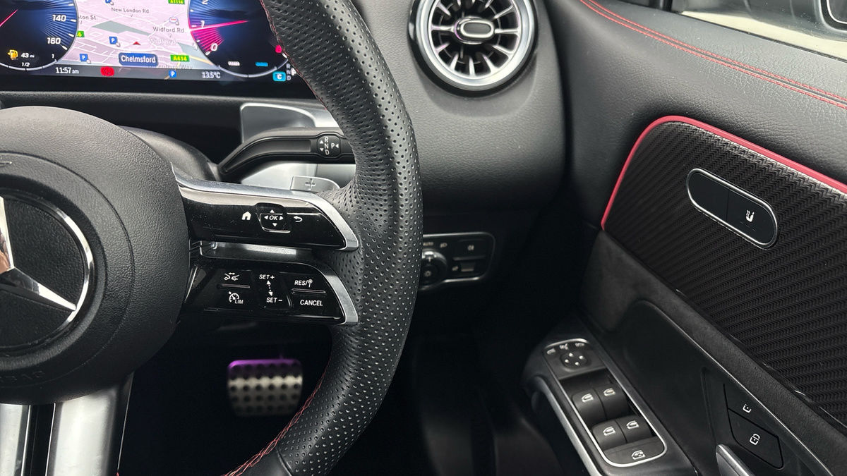 Used Mercedes-Benz GLB 2025 for sale - 76884630: Photo 14