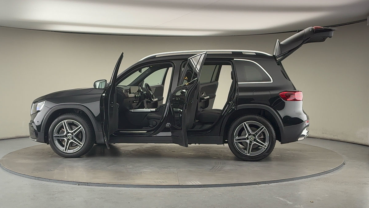 Used Mercedes-Benz GLB 2025 for sale - 76884630: Photo 47