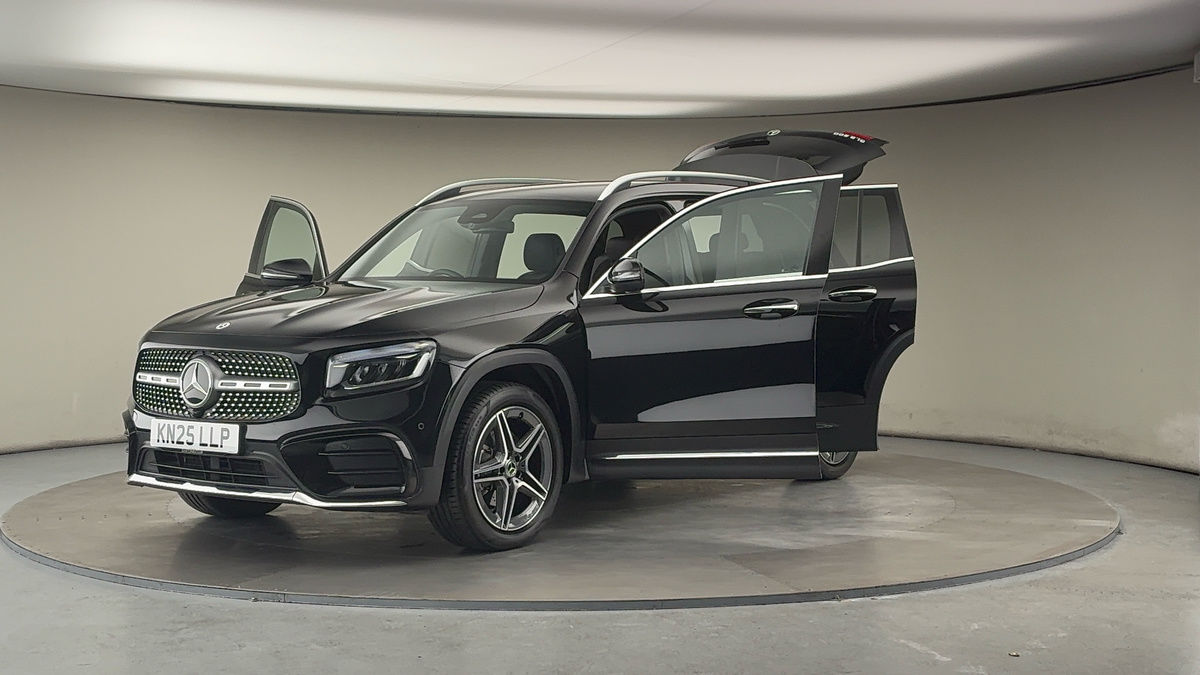 Used Mercedes-Benz GLB 2025 for sale - 76884630: Photo 50