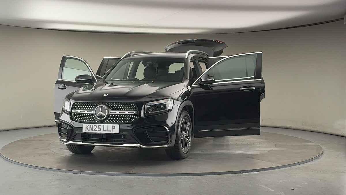 Used Mercedes-Benz GLB 2025 for sale - 76884630: Photo 51