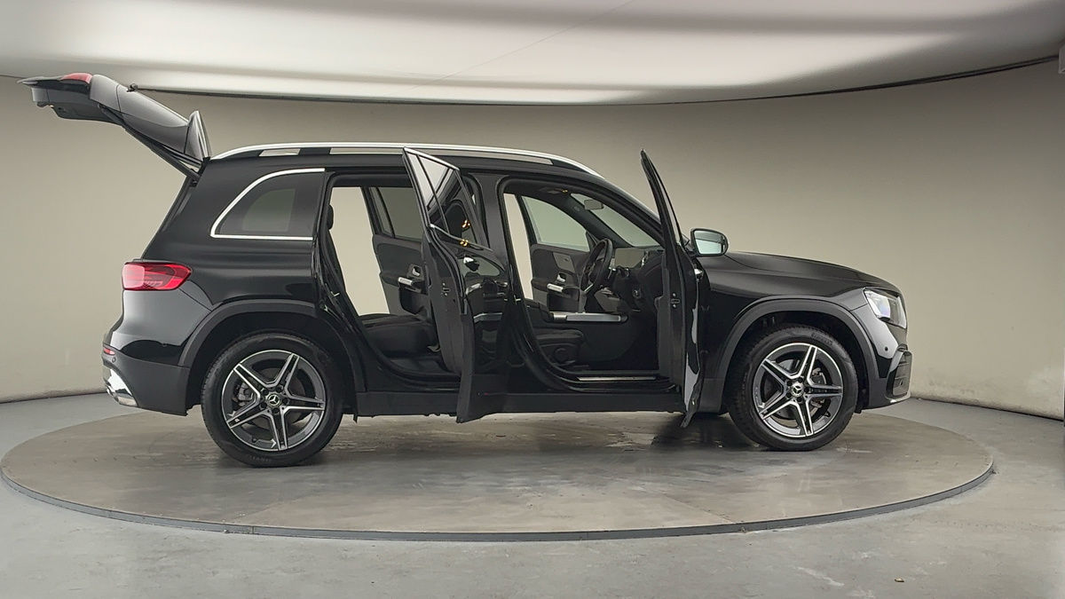 Used Mercedes-Benz GLB 2025 for sale - 76884630: Photo 57