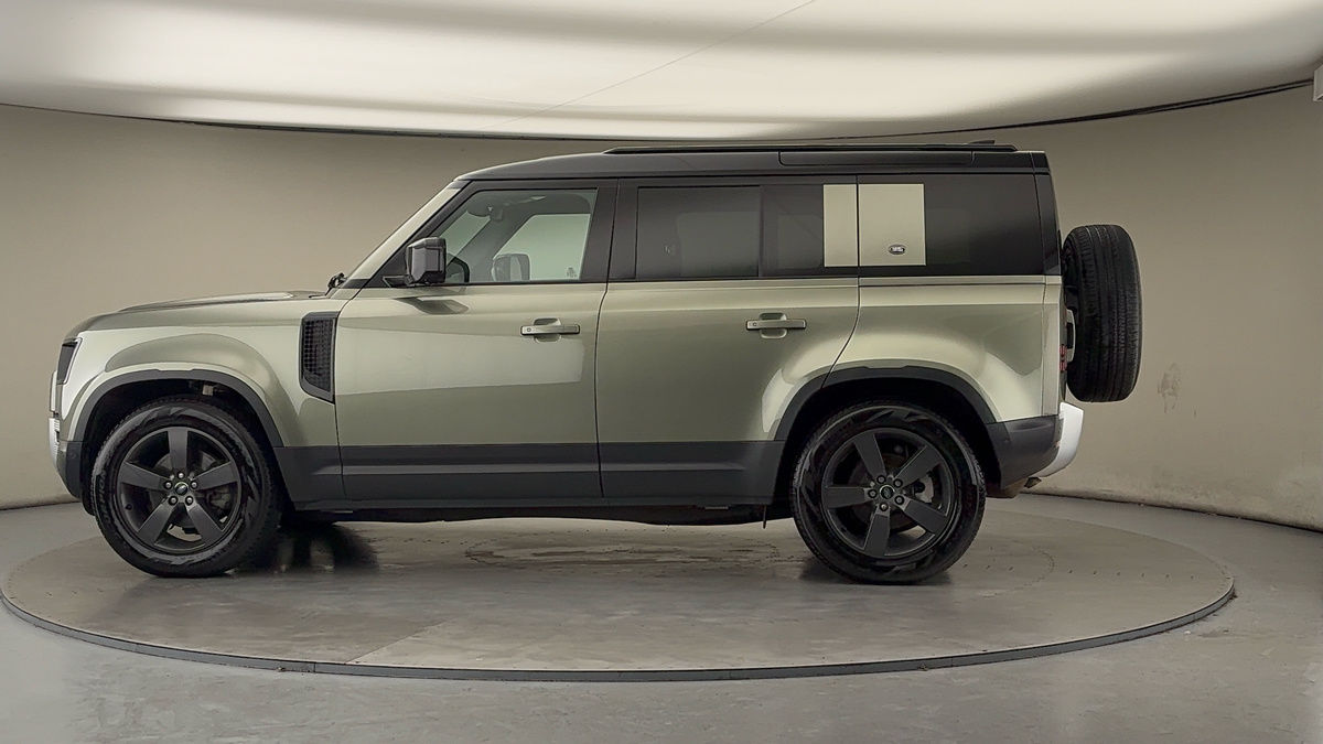 Used Land Rover Defender 110 2024 for sale - 77228048: Photo 27