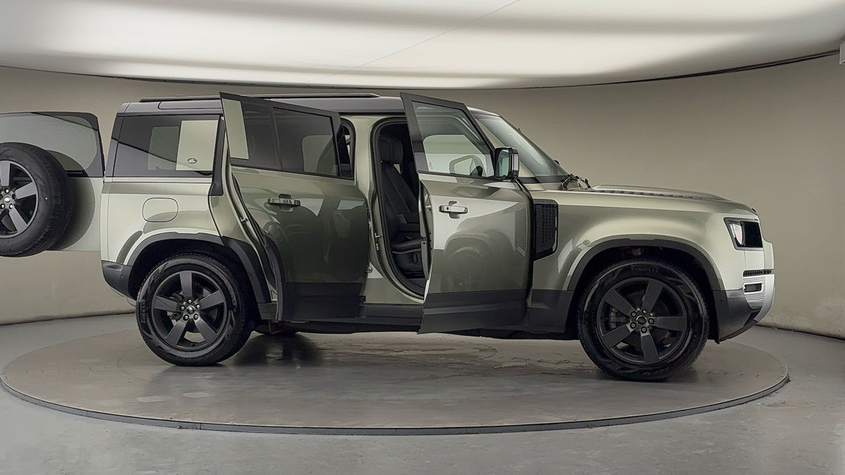 Used Land Rover Defender 110 2024 for sale - 77228048: Photo 55