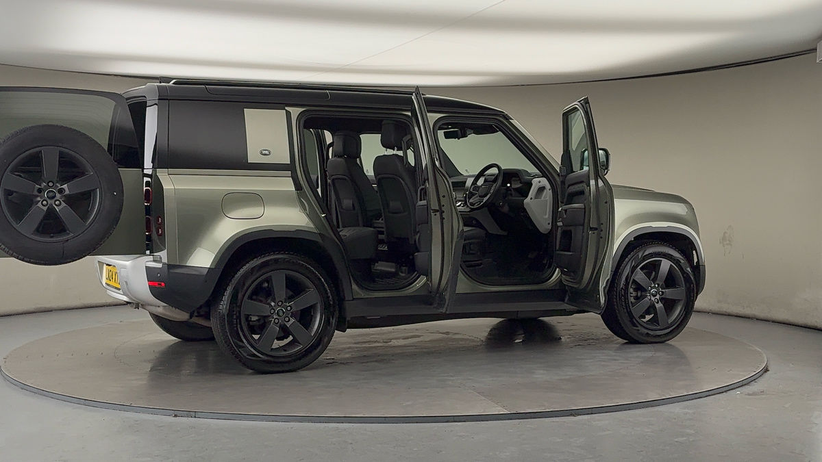 Used Land Rover Defender 110 2024 for sale - 77228048: Photo 57