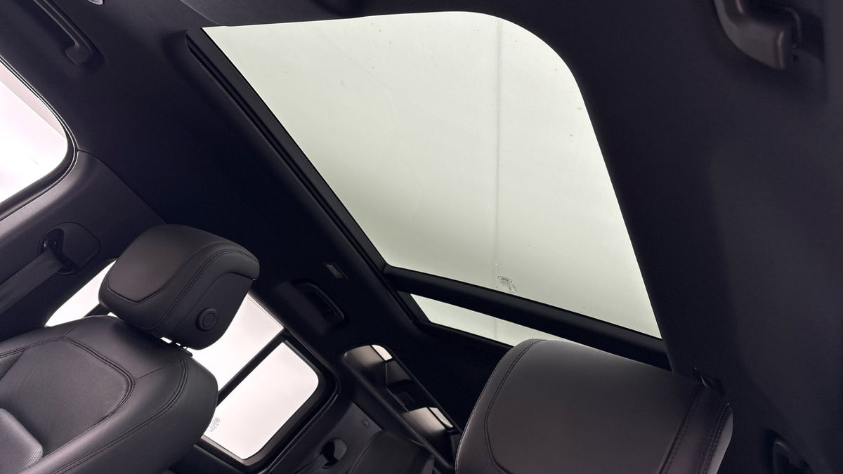 Used Land Rover Defender 110 2024 for sale - 77228048: Photo 6