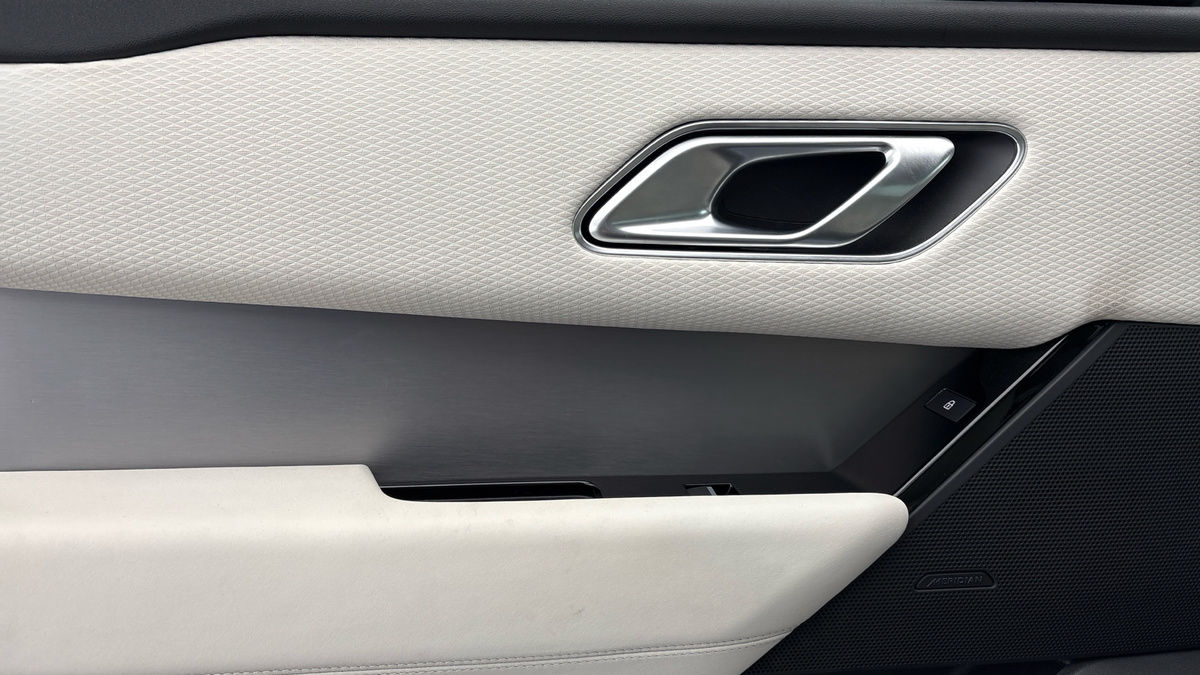 Used Land Rover Range Rover Velar 2022 for sale - 76884637: Photo 19